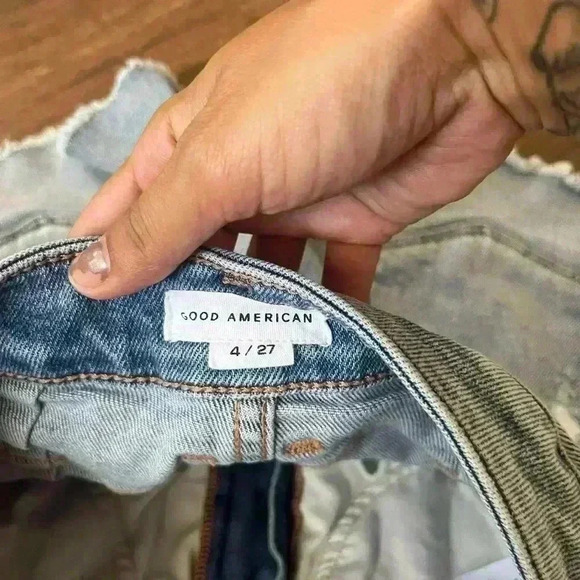 GOOD AMERICAN good curve shorts size 4/27 - Picture 4 of 5